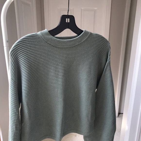 Dynamite Women’s Sweater - Picture 1 of 7